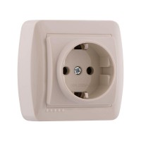 Розетка наружная с заземлением крем Lezard Demet 711-0300-122
